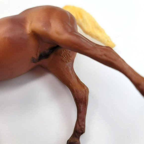 Breyer Horse Figurine Arabian Palomino Paddock Pals Classic Chestnut PR422 - Picture 7 of 7